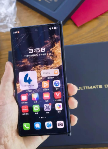 三星据悉停售三折叠屏手机