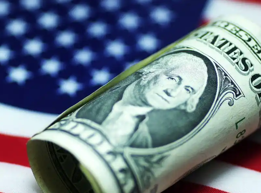 “大空头”伯里炮轰美联储:根本没必要存在