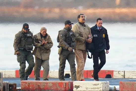 民调显示：仅有33%的美国人赞成美国对委内瑞拉